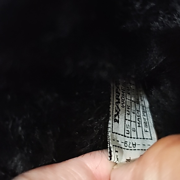 BEARPAW boots size 8 (womens) - Picture 6 of 6